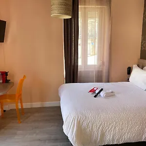 Otel Oxo, Biarritz
